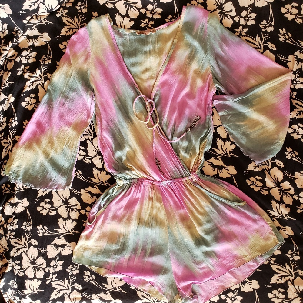 Khush romper size XS